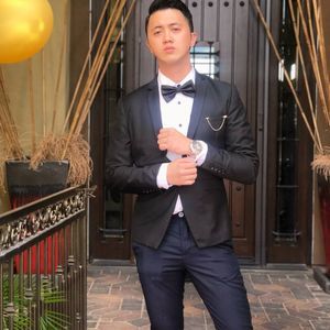 Meet your Posher, Christian emmanuel